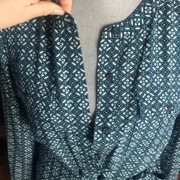BR Factory Geometric Shirt Dress Size 6 - Picture 6 of 8